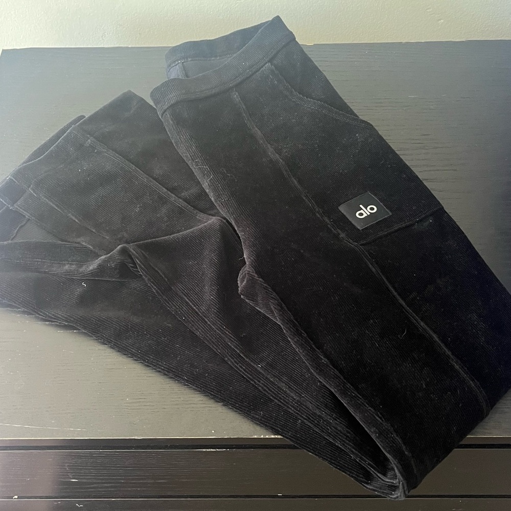 Alo Micro Corduroy High-Waist Winter Break Flare Pants Black Bootcut Stretchy XS